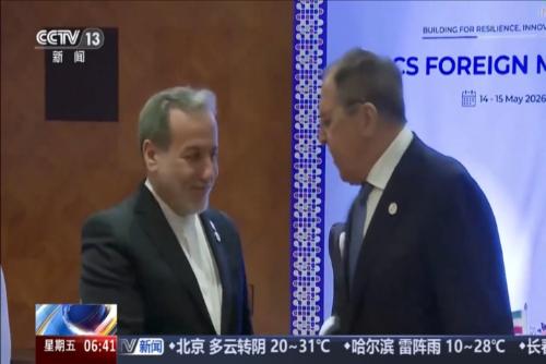 伊朗外长：伊朗问题不存在军事解决方案