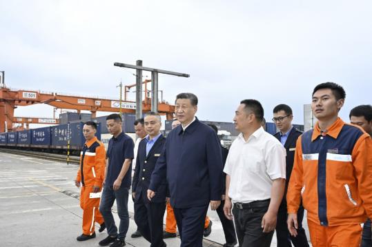 Xi: Bolster growth of western region