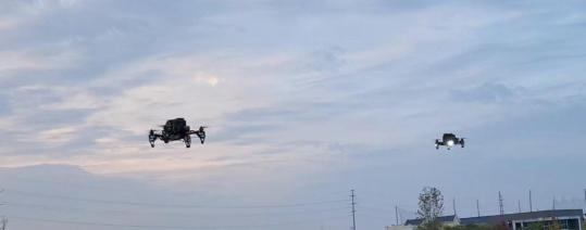 Drones exchange data like fireflies with new technology