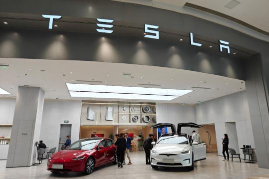 Tesla secures major construction permit