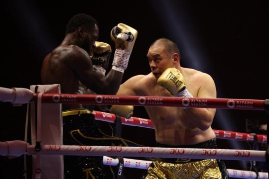 'Big Bang' Zhang Zhilei gives big boost to boxing in China