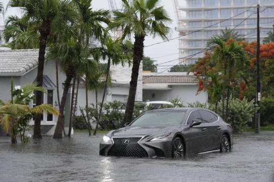 Weather disasters drive surge in U.S. home insurance rates