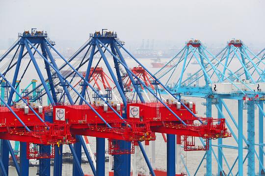 U.S. ports oppose tariff on China-made cranes
