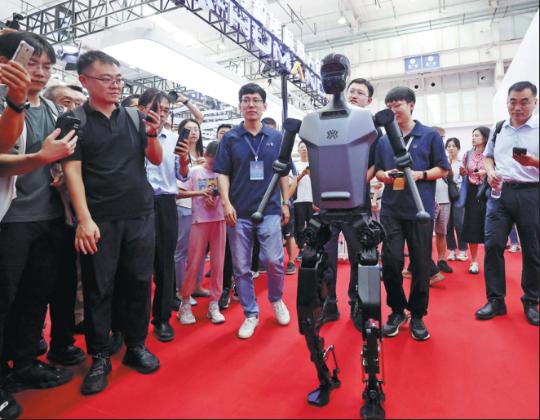 Event stresses global ties to spur robots' role