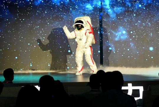 Spacesuit for lunar missions unveiled