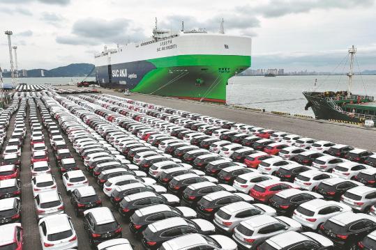 EU criticized over vote for tariffs on China's EVs