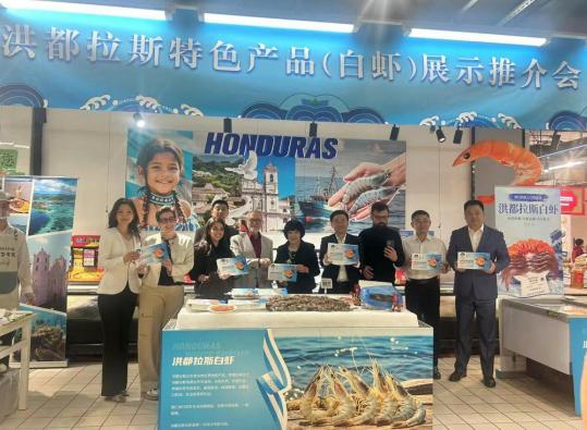 White shrimp strengthens China-Honduras relations