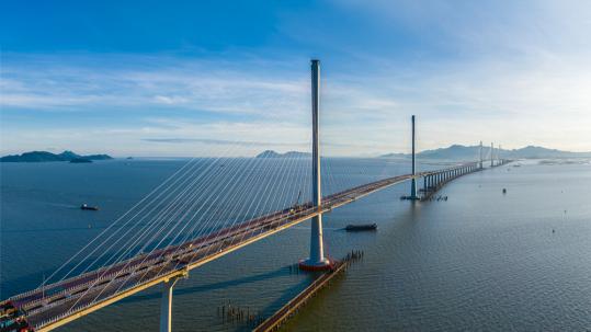 Hong Kong-Zhuhai-Macao Bridge celebrates 6th anniversary with record crossing