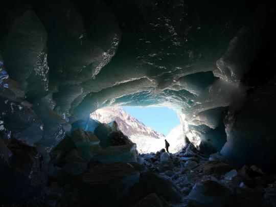 New massive ice cave unveiled in Xizang