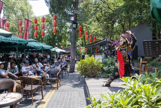 Chengdu finds new ways to improve well-being