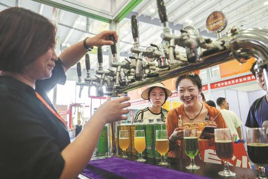 China's liquor industry caters to evolving tastes of younger consumers