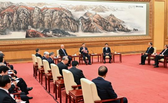 Xi extends festive greetings to non-CPC personages