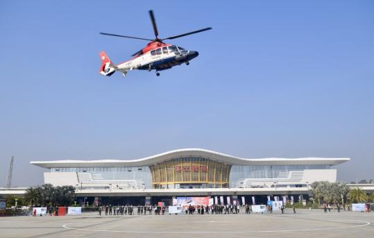 Helicopter service to shorten travel time across Qiongzhou Strait