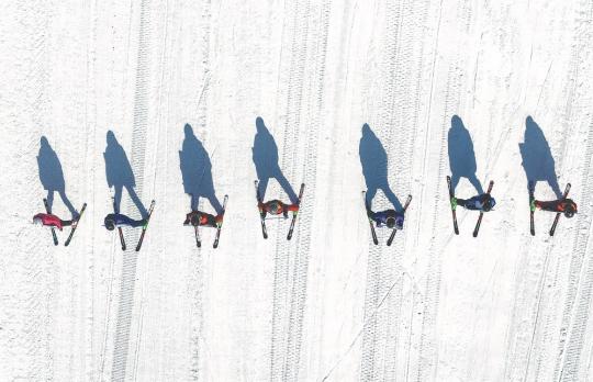 Southern parts of China discover joy of snow tourism