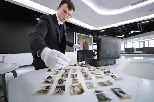 Frenchman seeks to donate photo album documenting Japan's wartime atrocities