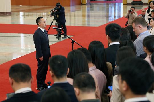 China escalates flood control measures as climate risks grow