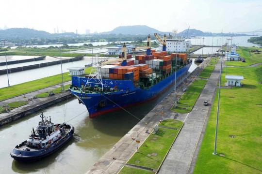 China reviewing sale of two Panama Canal ports
