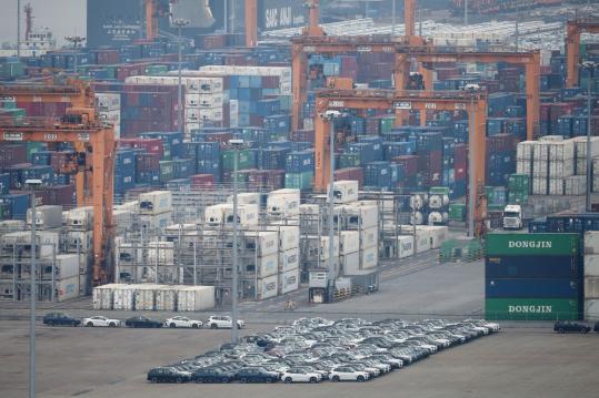 East Asia urged to counter protectionism