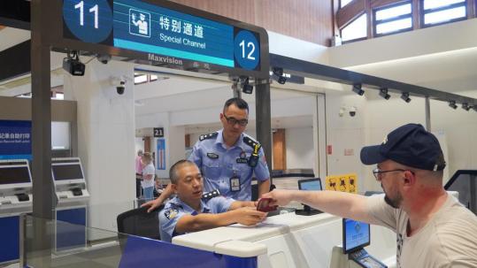 May Day holiday boosts inbound and outbound travel in Hainan