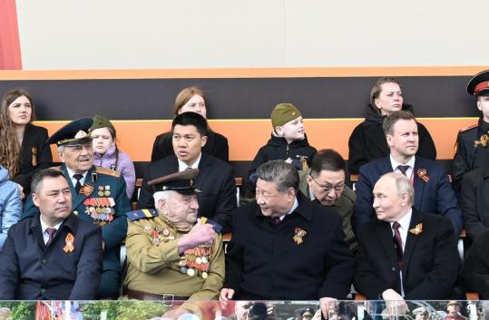 Leaders call for correct historical perspective