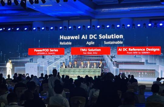 Huawei unveils AI data center solution at Dubai summit