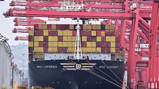 Ex-U.S. trade reps: Tariff talks 'positive', but policy still in doubt