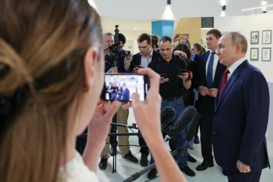 U.S.' detached stance on Ukraine conflict seen after Trump-Putin talks