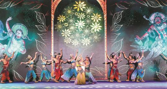 Xinjiang unveils plan to draw over 400 million visits annually