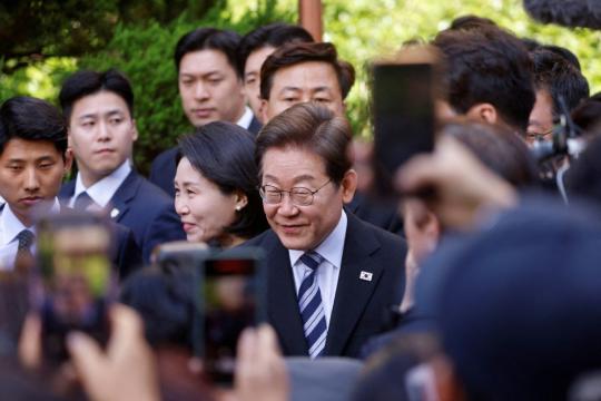 Republic of Korea inaugurates new president