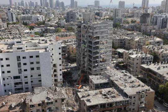 Dialogue urged as Israel, Iran trade strikes