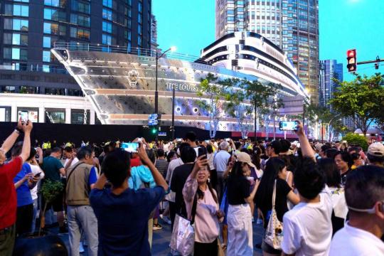 LV unveils world's first 'the Louis' landmark in Shanghai