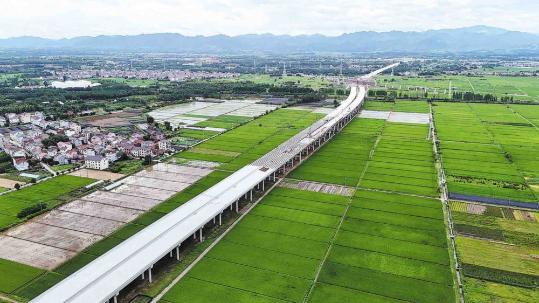 Nation to build, upgrade 100,000-km rural roads