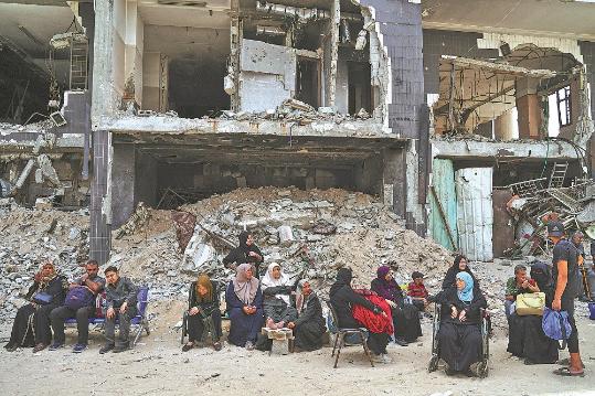 Trump urges Hamas to accept truce deal