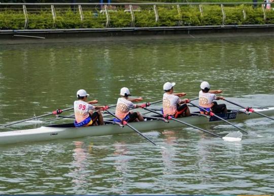 Regatta draws nearly 400 rowers to Suzhou Creek in Shanghai