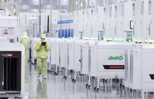 Solar, wind firms tackle end-of-life recycling issue
