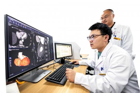 AI healthcare solutions make progress, but caution urged