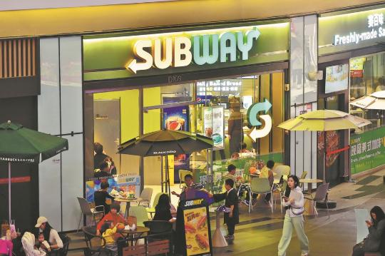 CEO: Subway marching toward 4,000-store goal