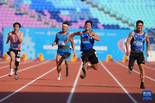 Zhang Qinghong breaks men's 100m T63 national record at 12th National Paralympic Games