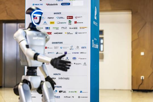 More Europeans favor stronger China ties in tech