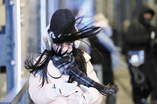 Cold wave to bring rain in many regions