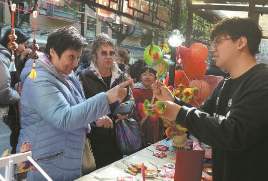 Niche towns attract droves of visitors