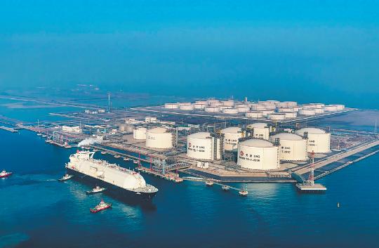 China's LNG resilience hedges Hormuz risks