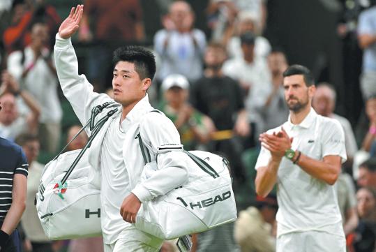 Wu woos Wimbledon in Djokovic thriller