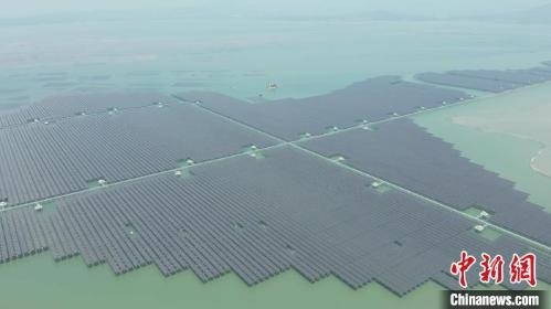 China's first offshore photovoltaic farm in windy seas generates electricity on east coast