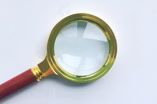 保健品套跨境马甲宣称“百年洋品牌”？平台下架涉事商品