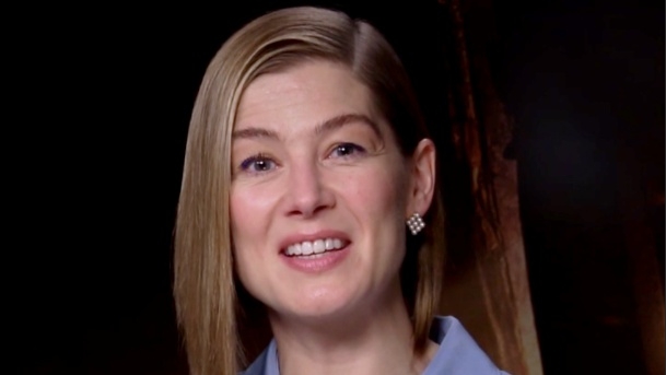 Strangers became family in China: British Actress Rosamund Pike 
