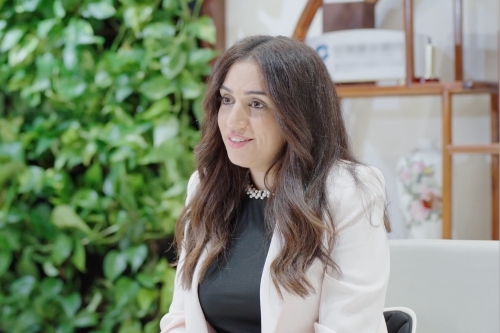 Lebanese woman falls for 'Chinese-style living' through dumplings, couplets and ping-pong | My Story with Chinese Modernization