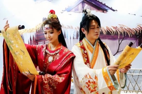 台湾青年歌手杨品骅：冬至福至，穿汉服、吃汤圆，两岸人团圆