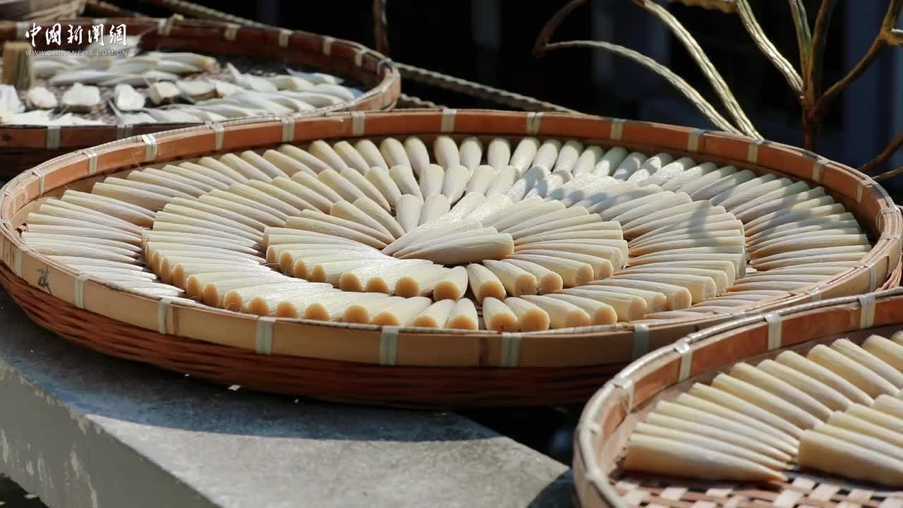 浙江湖州：春节临近 非遗湖笔畅销忙生产