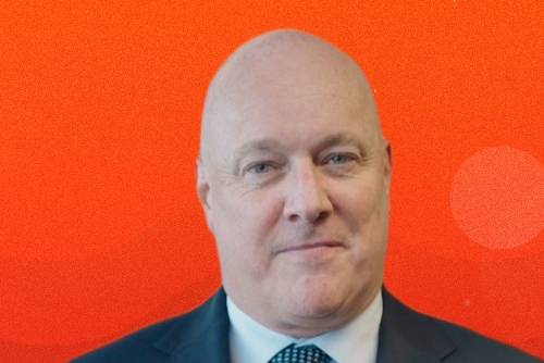 新西兰总理秀中文，送马年祝福 ：“新年快乐，恭喜发财”